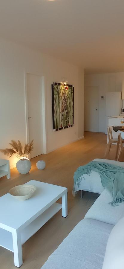 Apartment With Private Pool Split Bagian luar foto