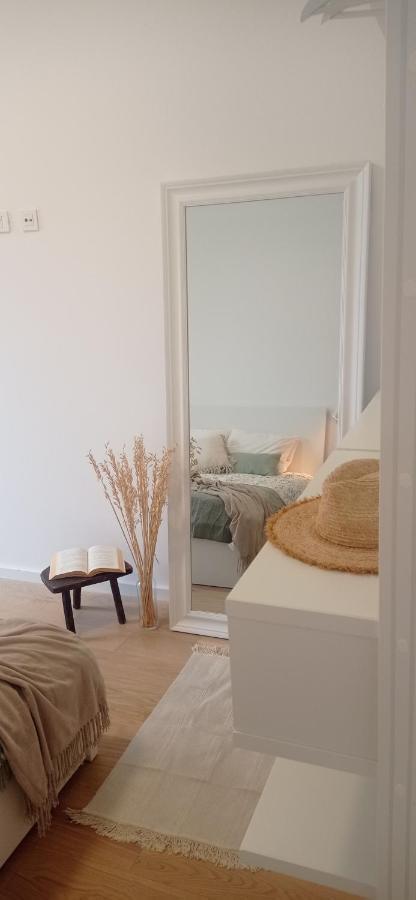 Apartment With Private Pool Split Bagian luar foto