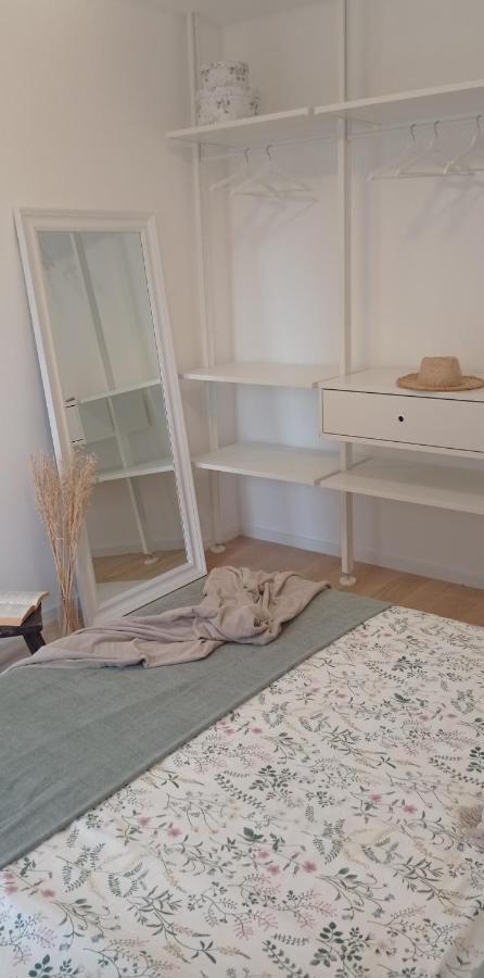 Apartment With Private Pool Split Bagian luar foto
