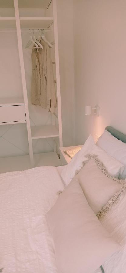Apartment With Private Pool Split Bagian luar foto